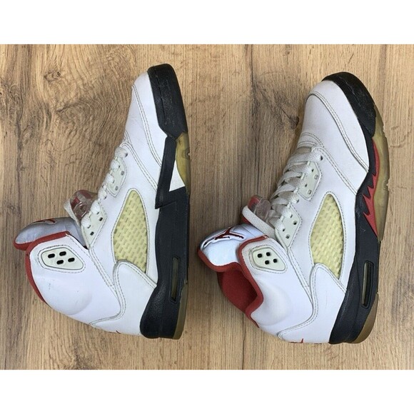 Nike Air Jordan 5 Retro Mid Fire Red Silver Tongue Sneakers 5Y White 440888-102 - Picture 10 of 16